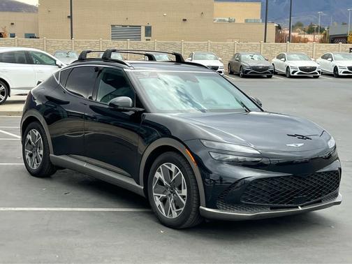 2025 Genesis GV60 Standard AWD