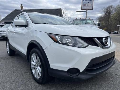 2017 Nissan Rogue Sport S