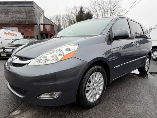 2008 Toyota Sienna XLE Limited