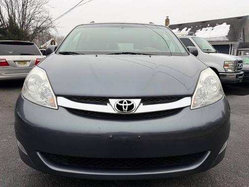 2008 Toyota Sienna XLE Limited