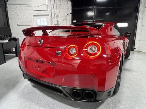 2015 Nissan GT-R Premium