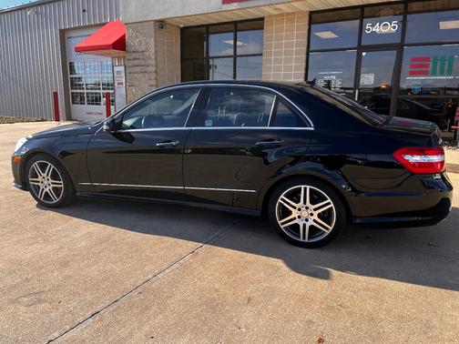 2010 Mercedes-Benz E-Class E 550 4MATIC