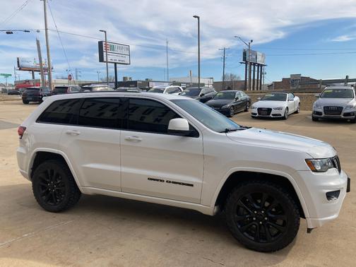 2018 Jeep Grand Cherokee Altitude