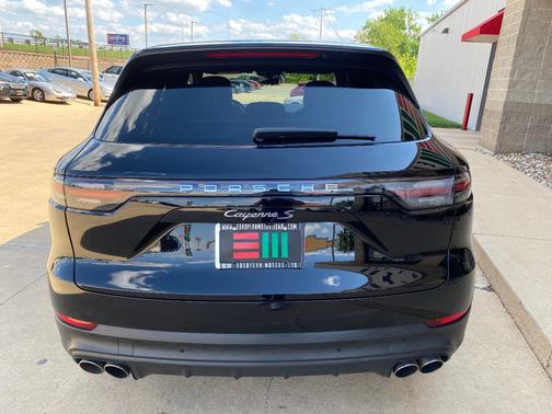 2020 Porsche Cayenne S