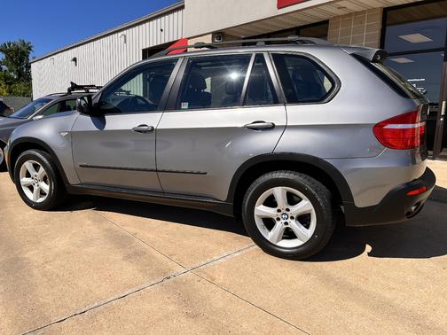 Space Gray Metallic 2008 BMW X5 3.0si