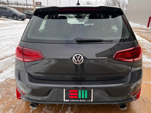 2019 Volkswagen Golf GTI 2.0T Rabbit Edition 4-Door