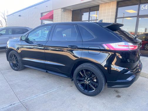 2024 Ford Edge ST-Line