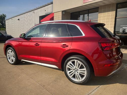 2018 Audi Q5 2.0T Premium Plus