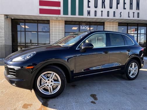 2017 Porsche Cayenne Cayenne S