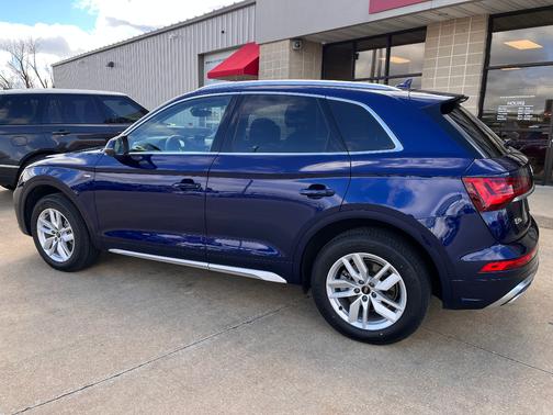 2022 Audi Q5 45 S line Premium