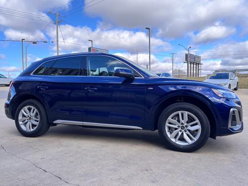 2022 Audi Q5 45 S line Premium