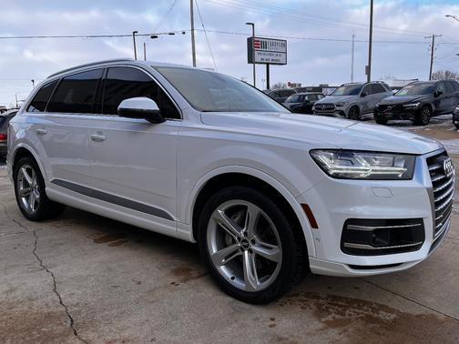 2019 Audi Q7 55 Prestige