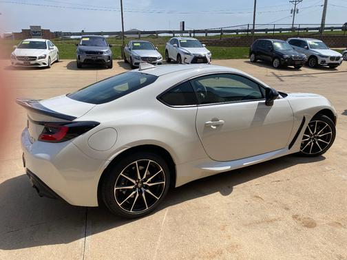 2023 Toyota GR86 Base