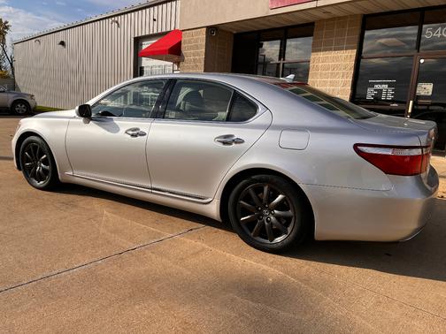 2007 Lexus LS 460 Base