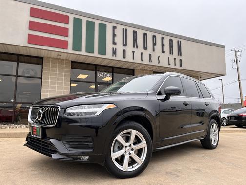 Onyx Black Metallic 2022 Volvo XC90 T6 Momentum