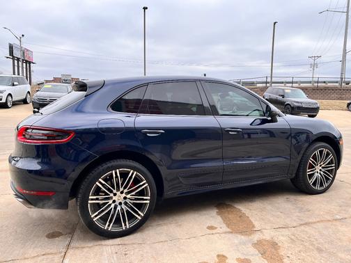 2015 Porsche Macan Macan Turbo