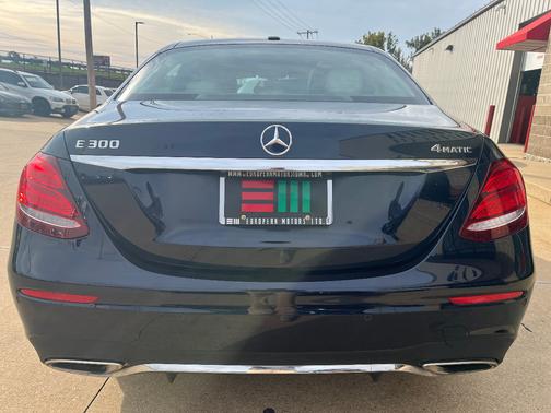 2017 Mercedes-Benz E-Class E 300 4MATIC