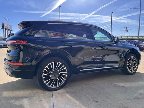 Infinite Black Metallic 2020 Lincoln Corsair Reserve