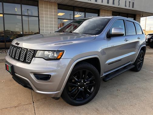2017 Jeep Grand Cherokee Altitude