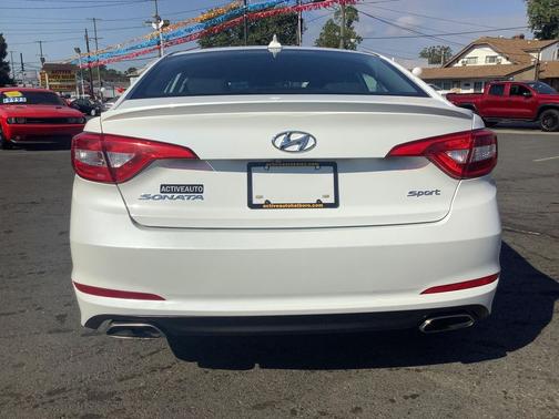2015 Hyundai SONATA Sport