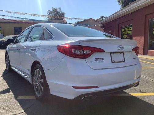 2015 Hyundai SONATA Sport