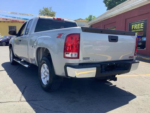 Beige 2008 GMC Sierra 1500 SLE1 Extended Cab