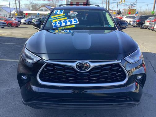 2023 Toyota Highlander LE