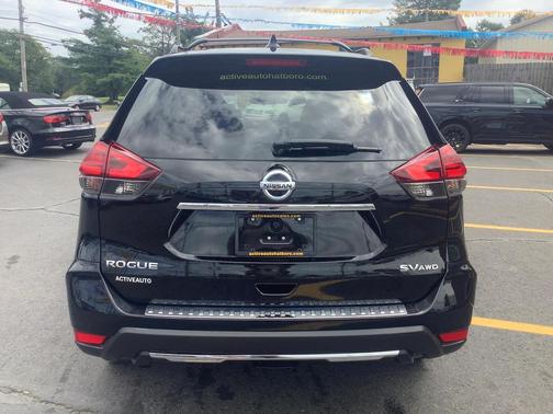 2017 Nissan Rogue SV