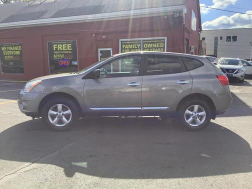 2012 Nissan Rogue S