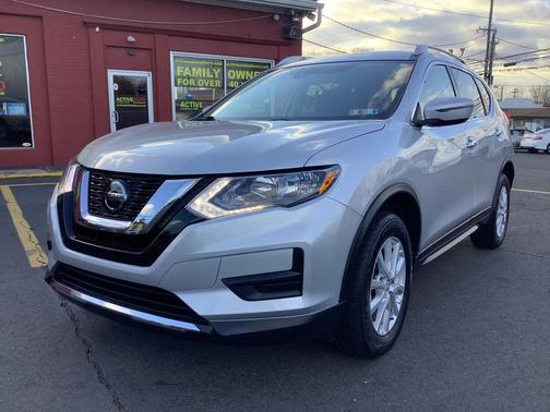 2019 Nissan Rogue SV
