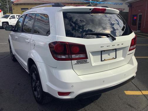 2020 Dodge Journey Crossroad