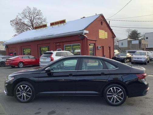 2025 Volkswagen Jetta 1.5T SE