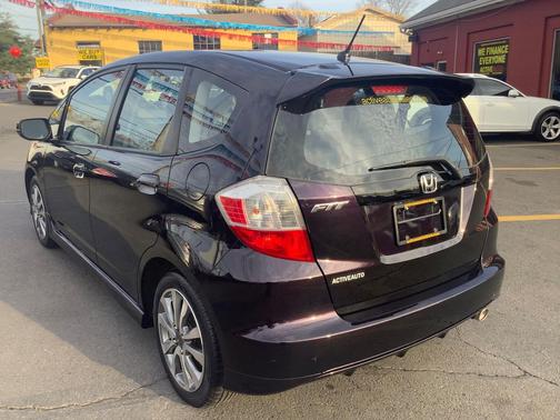 2013 Honda Fit Sport