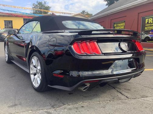 2015 Ford Mustang GT Premium