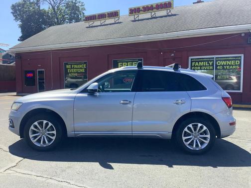 2016 Audi Q5 2.0T Premium Plus