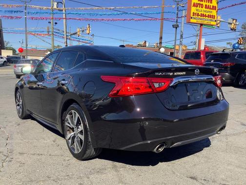 2017 Nissan Maxima SL