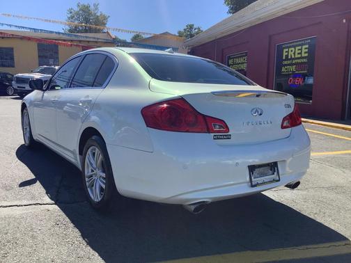 2012 INFINITI G37x Base
