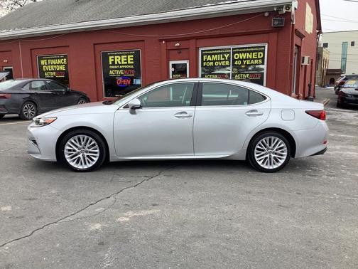 2016 Lexus ES 350 Base