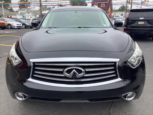 2015 INFINITI QX70 Base