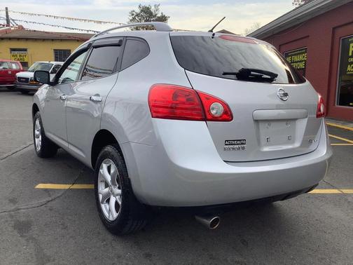 2010 Nissan Rogue SL