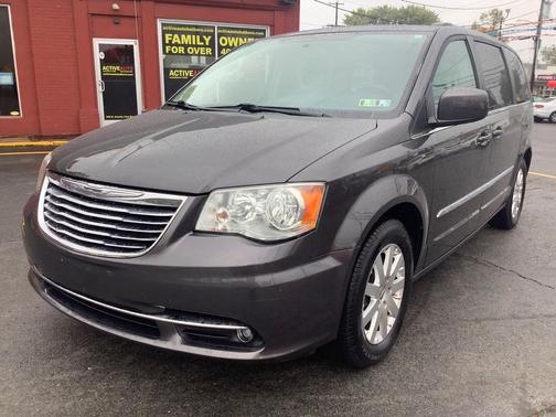 2015 Chrysler Town & Country Touring