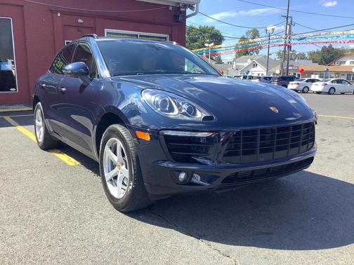 2018 Porsche Macan 