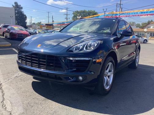 2018 Porsche Macan 