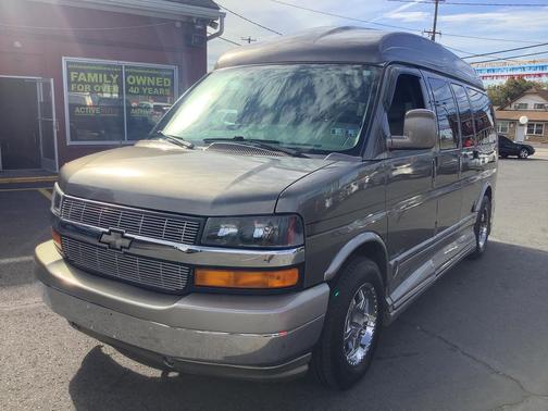 2005 Chevrolet Express 1500 Base