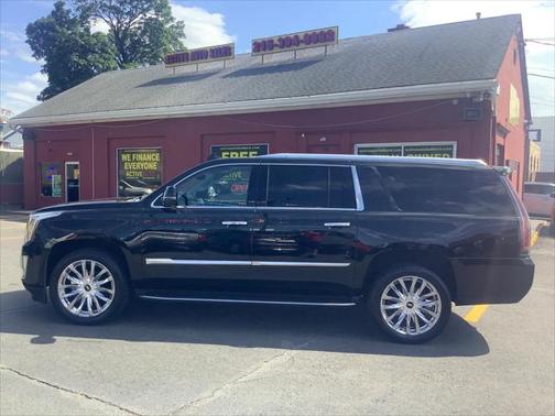 2020 Cadillac Escalade ESV Luxury
