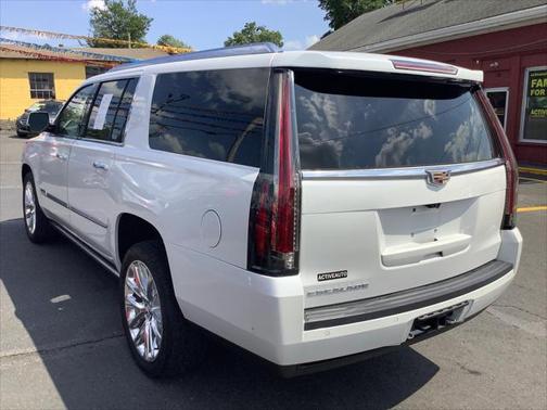 2019 Cadillac Escalade ESV Platinum