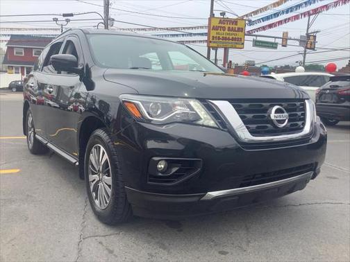 2020 Nissan Pathfinder SL
