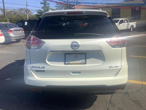 2016 Nissan Rogue SL