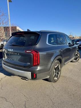 2023 Kia Telluride S