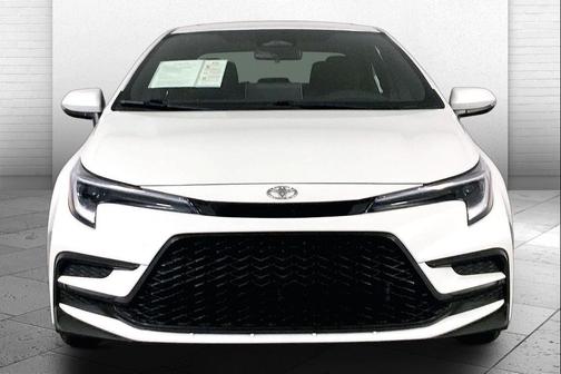 Wind Chill Pearl 2025 Toyota Corolla SE